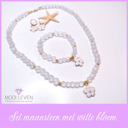 Geschenkset Maansteen met witte bloem